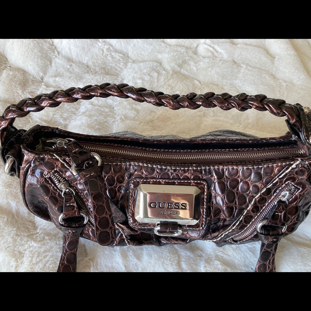 Small Guess purse